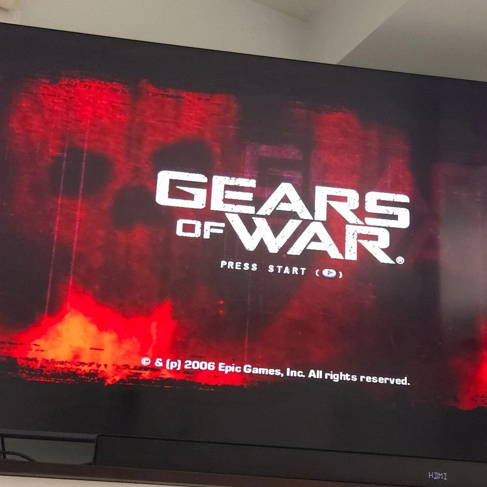 Gears of War - Bonus Edition - Microsoft Xbox 360 - CIB - Complete - Tested